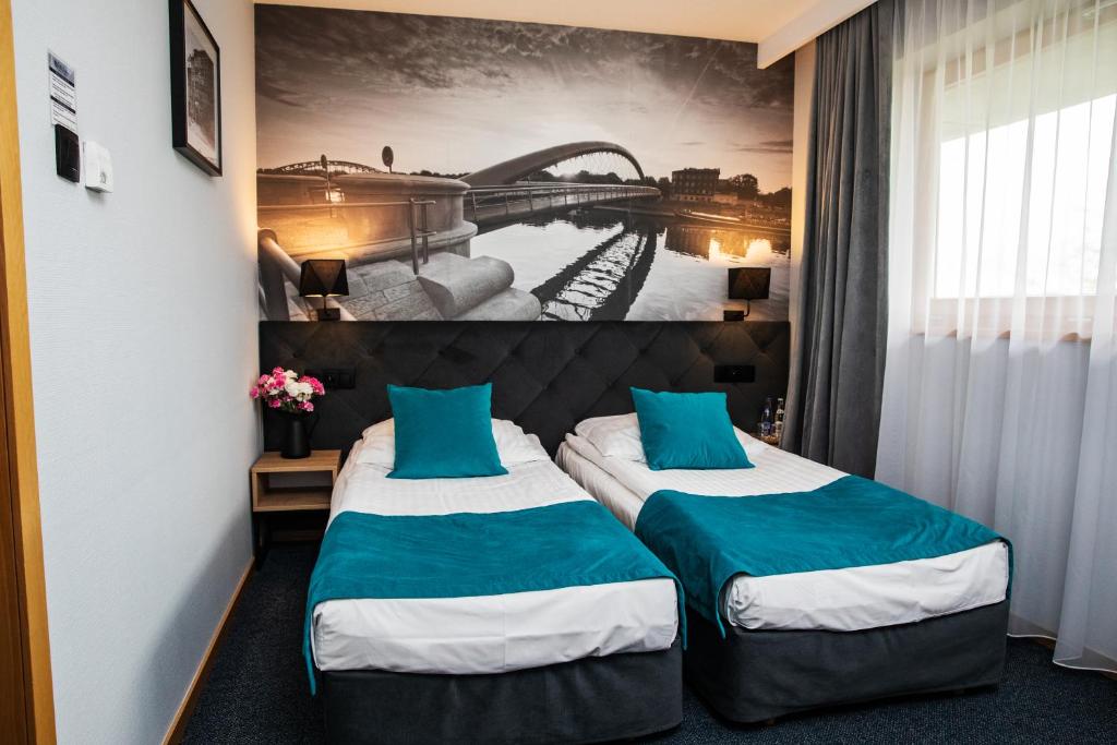 Двухместный (Двухместный номер с 2 отдельными кроватями и боковым видом на реку) отеля Hotel Pod Wawelem, Краков