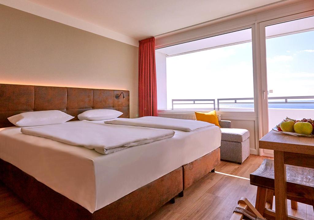 Двухместный (Двухместный номер «Комфорт» с 1 кроватью, вид на море) курортного отеля Ostsee Resort Damp, Гамбург