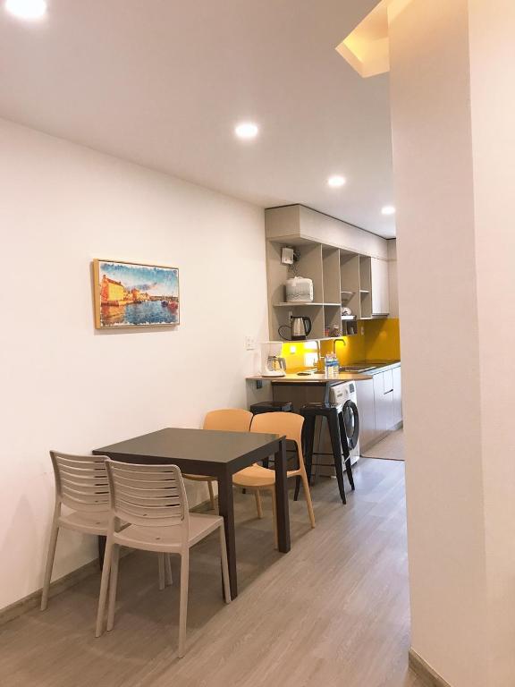 Апартаменты (Улучшенные апартаменты) апарт-отеля Apartment Premium THIÊN KIM 3, Нячанг