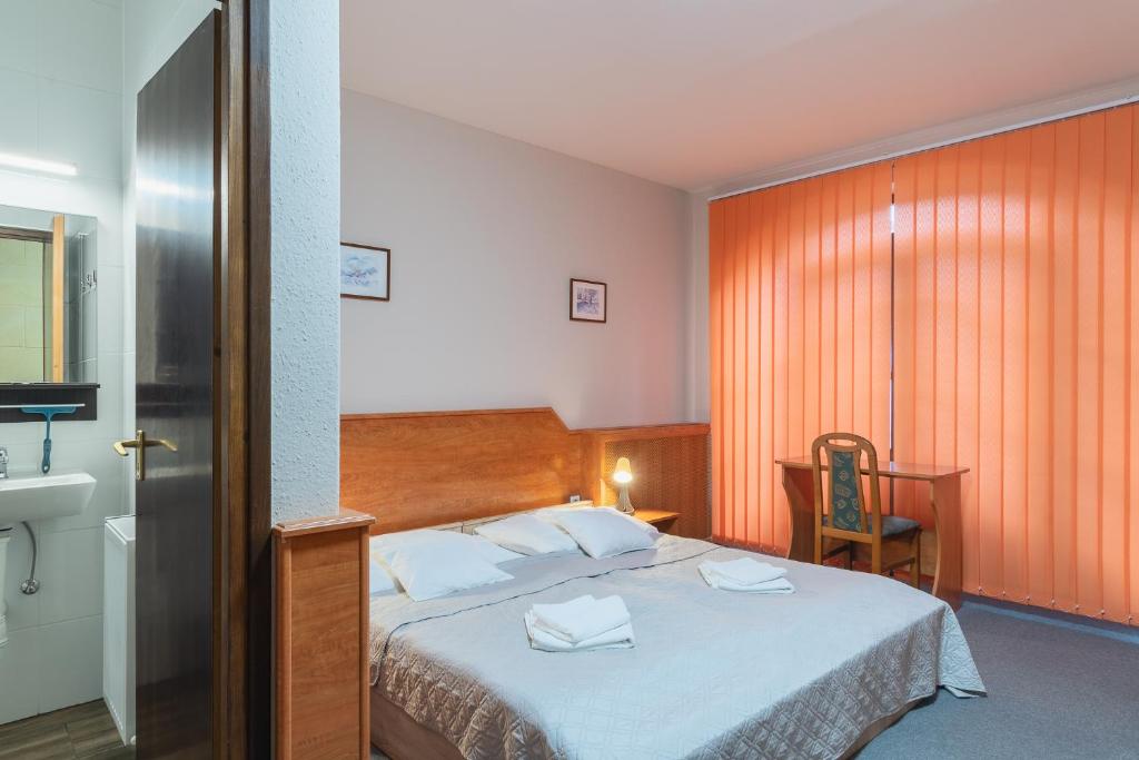 Двухместный (Двухместный номер с 2 отдельными кроватями) отеля Delanta Panzio, Печ