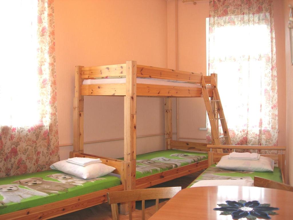 Четырехместный (Четырехместный номер с общей ванной комнатой), Elizabeth's Youth Hostel