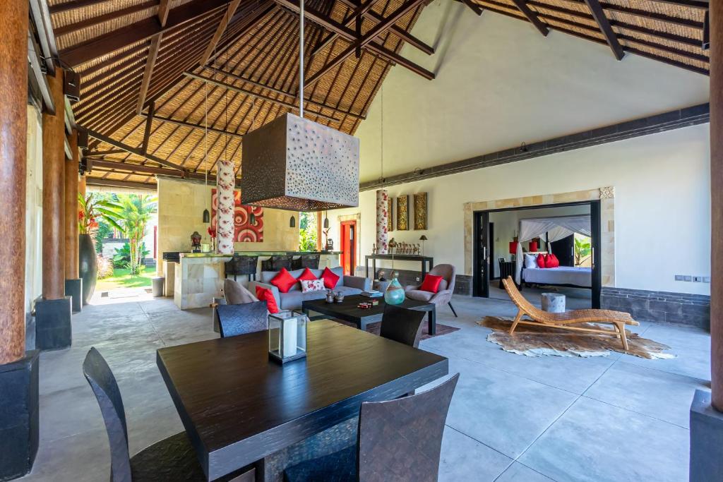 Вилла (Passion Villa with Private Pool), Rouge - Private Villas Ubud