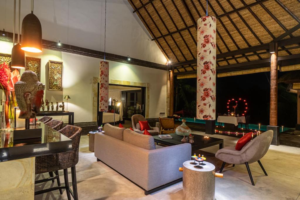 Вилла (Passion Villa with Private Pool), Rouge - Private Villas Ubud