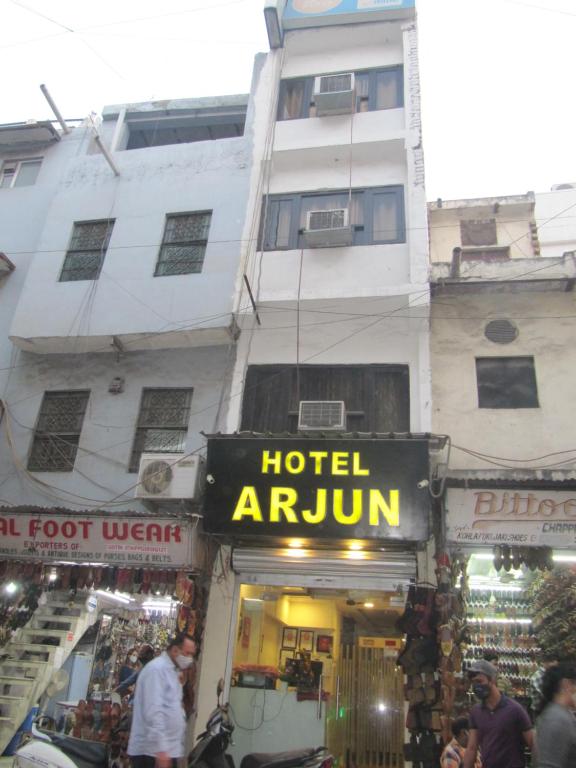 Отель Hotel Arjun, Нью-Дели