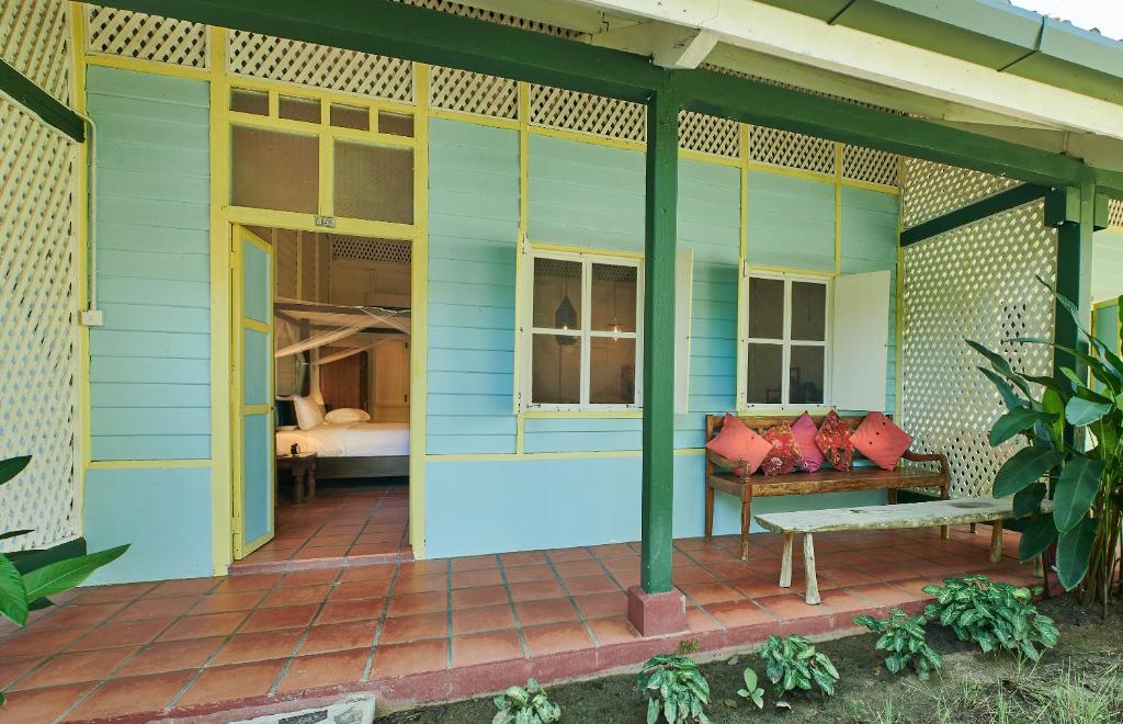 Двухместный (Twin Bedroom Suite with Private Garden - Estate House 3) курортного отеля Temple Tree Resort, Лангкави