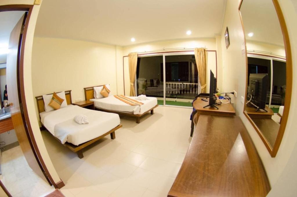 Двухместный (Двухместный номер с 1 кроватью или 2 отдельными кроватями, вид на сад) курортного отеля Kaibae Hut Resort, Ко Чанг