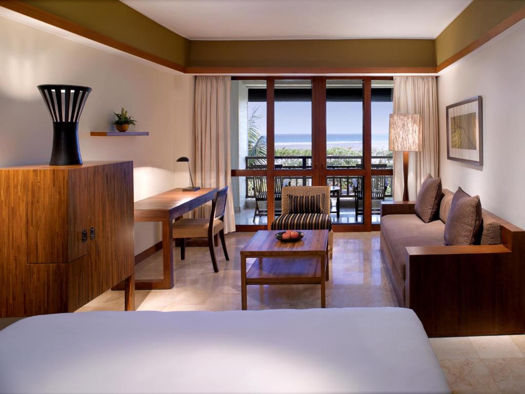 Двухместный (Номер с 1 кроватью размера «king-size», видом на океан и доступом в клуб) отеля Grand Hyatt Bali, Нуса Дуа