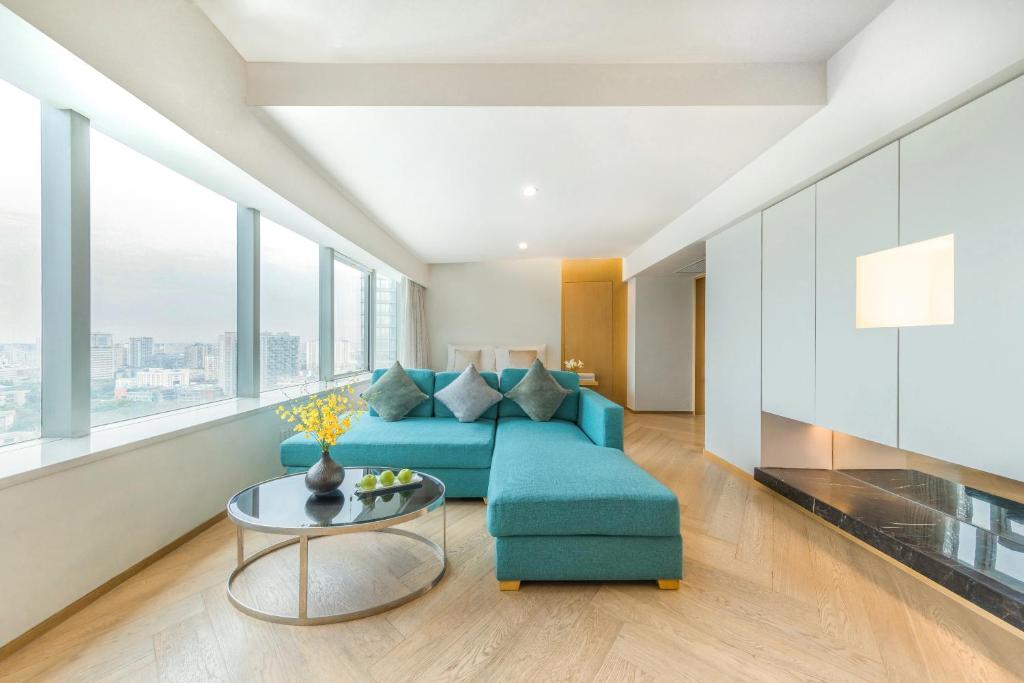 Двухместный (Представительский двухместный номер c 1 спальней и 2 отдельными кроватями) апартамента Somerset Riverview Chengdu, Чэнду
