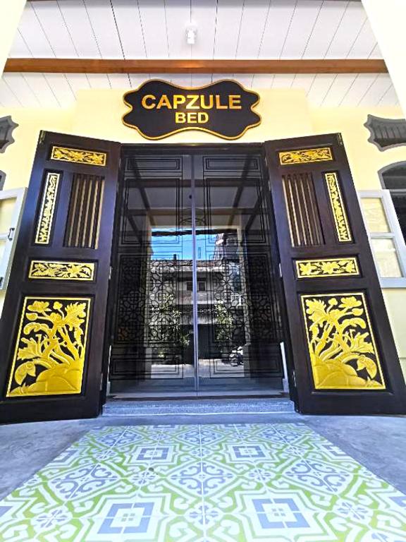 Capzule Bed Phuket, Пхукет