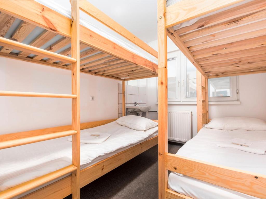 Четырехместный (Четырехместный номер с общей ванной комнатой), Luxhostel24