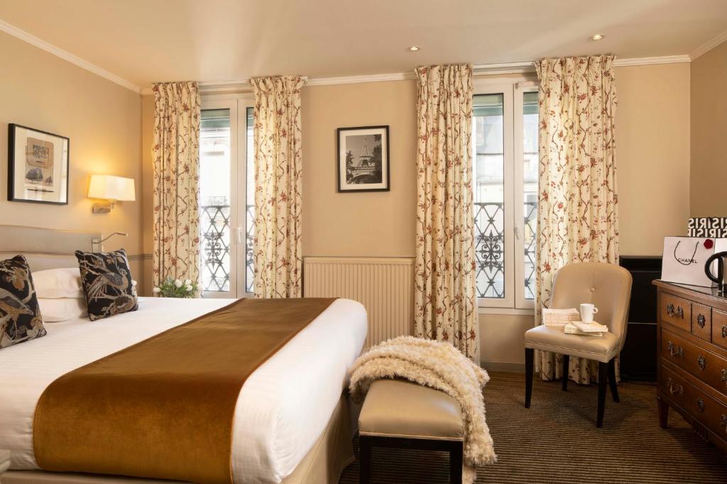 Двухместный (Улучшенный двухместный номер с 1 кроватью или 2 отдельными кроватями) отеля Hotel Relais Bosquet, Париж