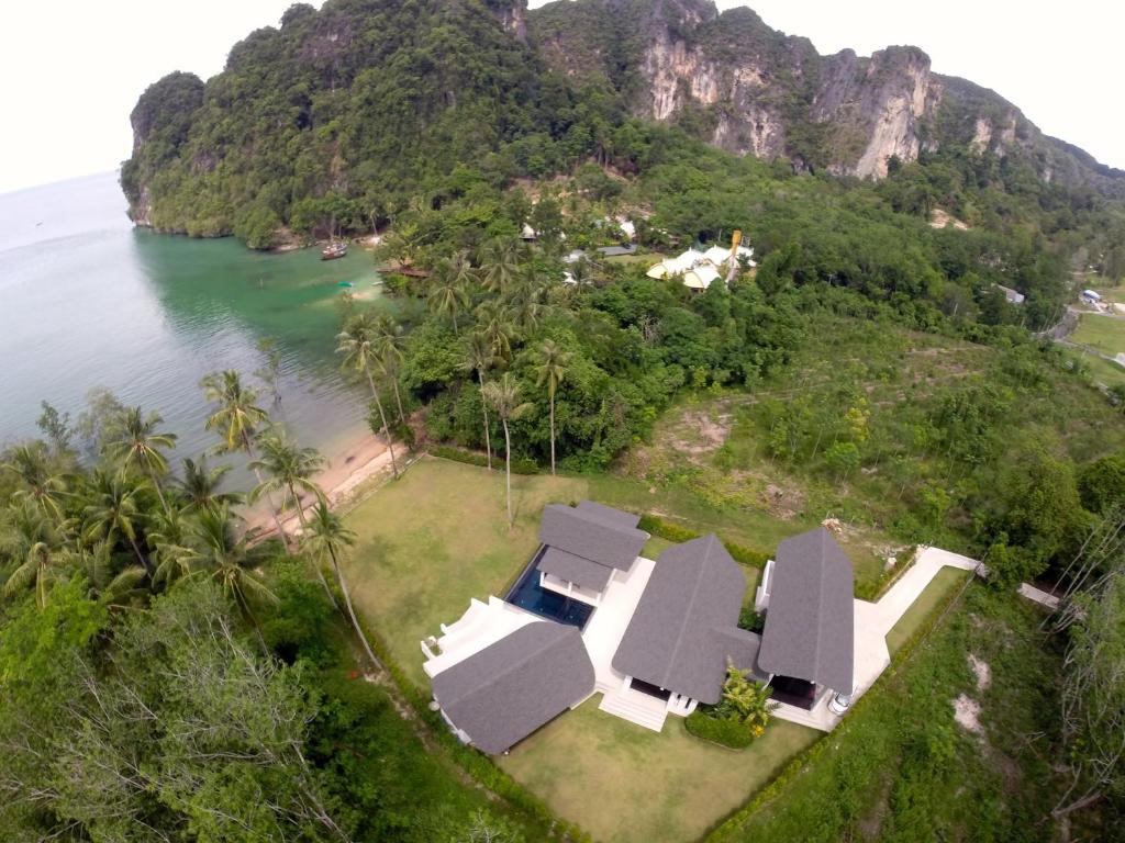 Вилла (Вилла с 4 спальнями), Krabi Beach House