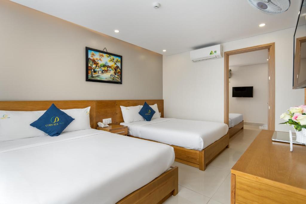 Семейный (Семейный люкс) отеля CODI SEA Hotel & Travel, Дананг