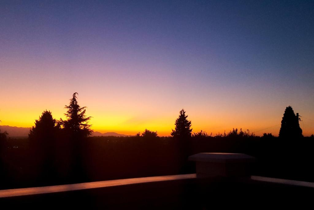 Номер (Дом с 4 спальнями), Seattle Sunsets on Phinney Ridge