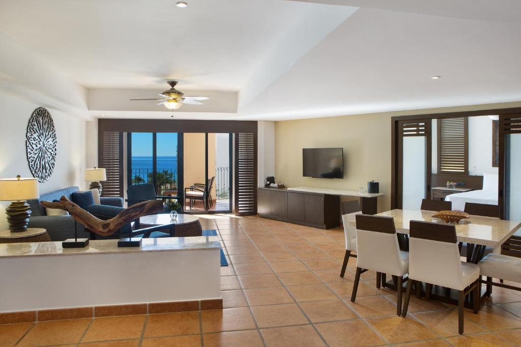 Сьюит (Люкс «Мастер Зива» на берегу океана с 1 спальней) курортного отеля Hyatt Ziva Los Cabos - Все включено, Сан-Хосе-дель-Кабо