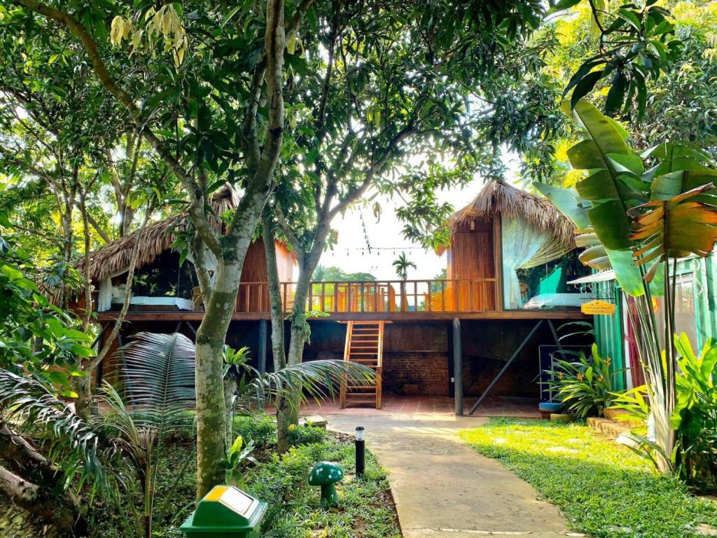 Двухместный (Двухместный номер с 1 кроватью, вид на сад) курортного отеля May Tropical Villas, Ханой