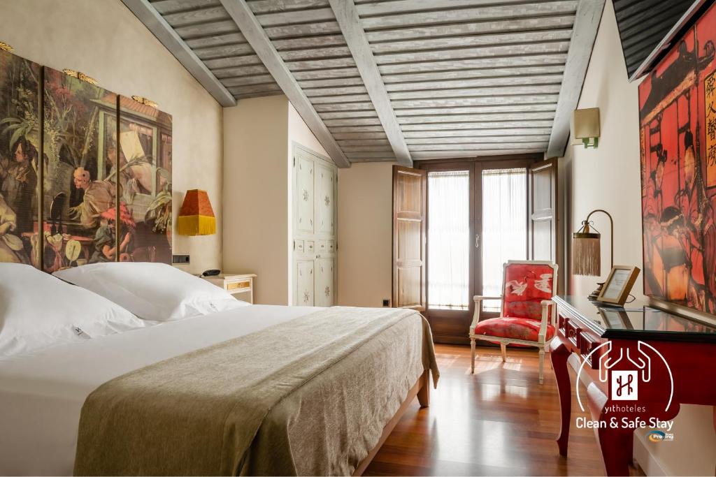 Двухместный (Двухместный номер с 1 кроватью или 2 отдельными кроватями) отеля YIT La Casona del Arco, Гранада