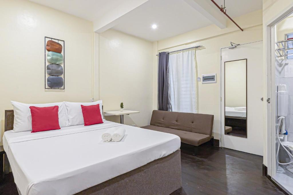 Двухместный (Стандартный двухместный номер с 1 кроватью) апарт-отеля ZEN Rooms Selah Lofts Pasay, Манила