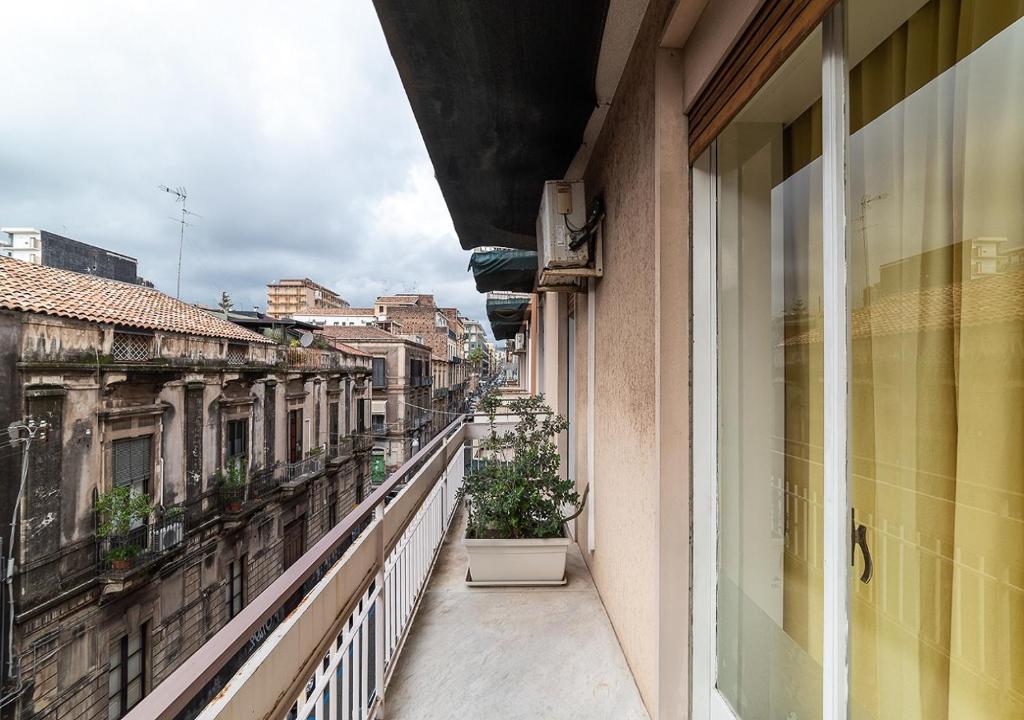Трехместный (Трехместный номер «Комфорт» с душем) отеля Bed & Breakfast Firenze, Катания