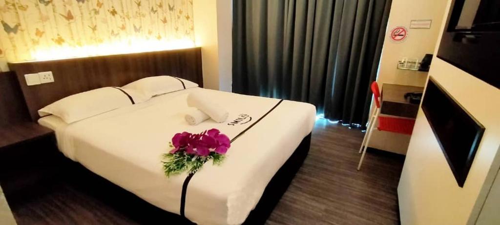 Двухместный (Номер Делюкс с кроватью размера «queen-size»), Smile Hotel Cheras Pudu KL