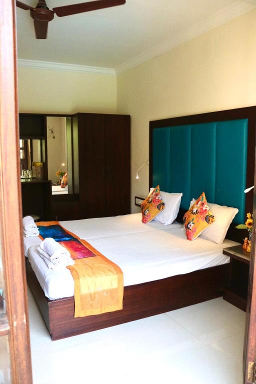 Двухместный (Улучшенный двухместный номер с 1 кроватью) курортного отеля Riverside Regency Resort, Бага