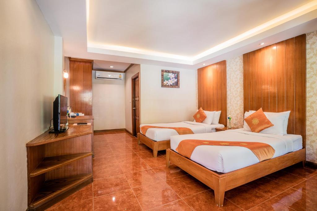 Номер (Двухместное бунгало Делюкс с 2 отдельными кроватями) курортного отеля Phi Phi Anita Resort, Пхи-Пхи