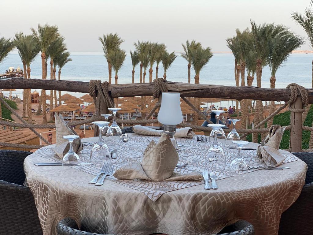 Фото и видео отеля Nubian Island 5*. Рейтинг отелей и гостиниц мира - TopHotels.