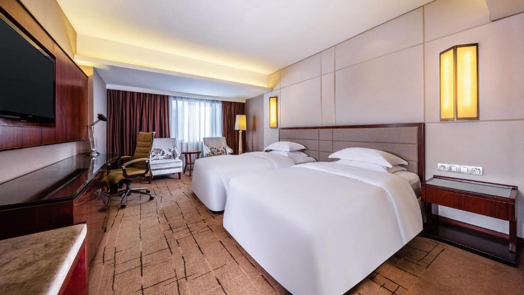 Двухместный (2 Twin Beds Premium) отеля Crowne Plaza Foshan, Фошань