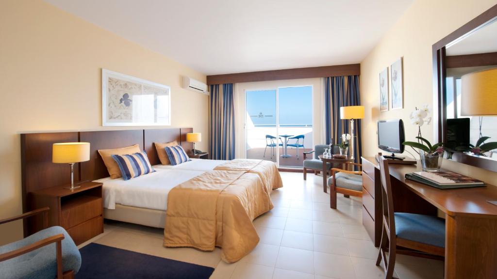 Двухместный (Двухместный номер с 1 кроватью, вид на море) отеля Hotel Roca Mar, Канису