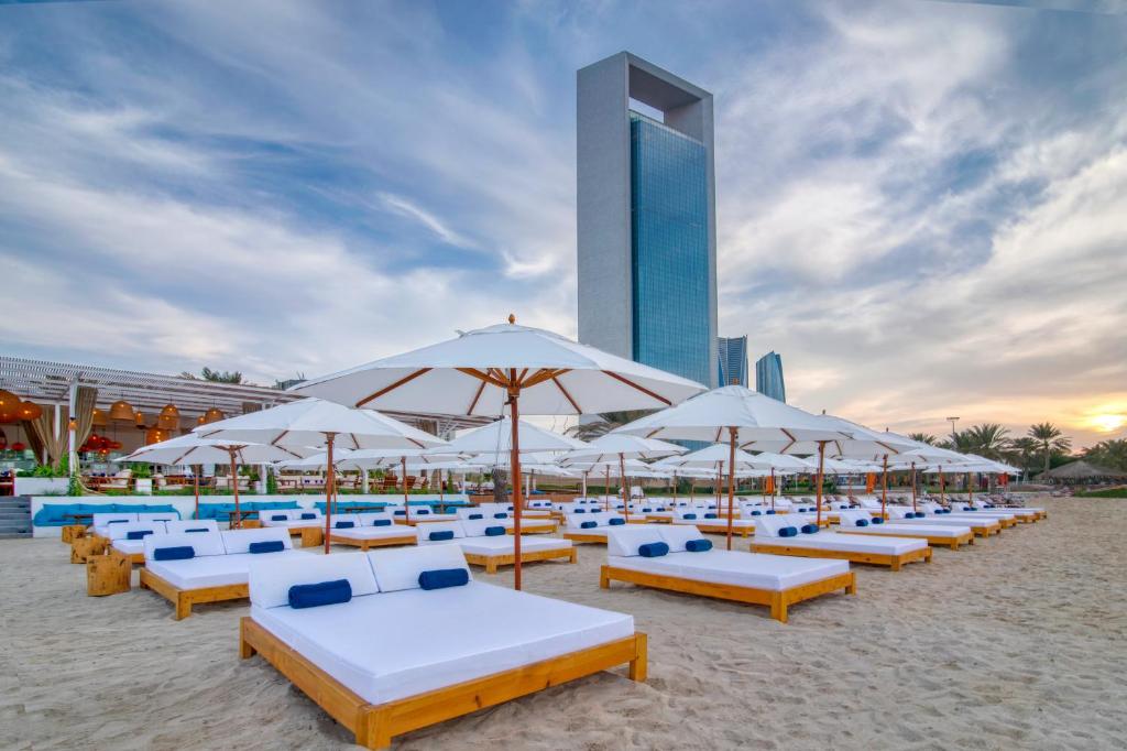 Двухместный (Улучшенный номер), Курортный отель Hilton Abu Dhabi