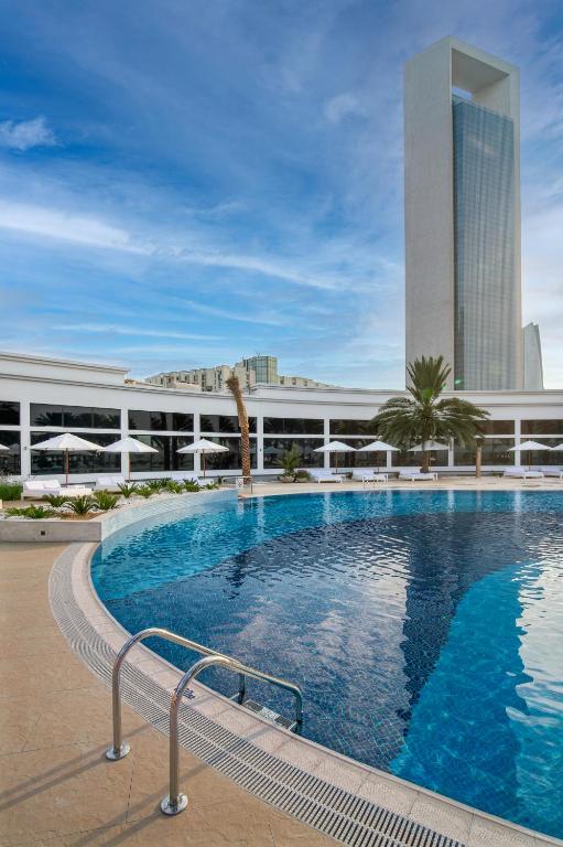 Двухместный (Улучшенный номер), Курортный отель Hilton Abu Dhabi