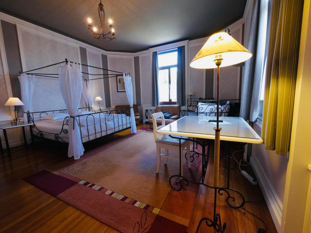 Двухместный (Двухместный номер Делюкс с 1 кроватью и дополнительной кроватью) отеля B&B L'Etape Fagnarde, Спа