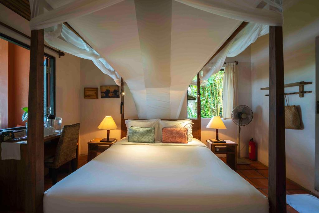 Двухместный (Улучшенный двухместный номер с 1 кроватью и видом на море - Verandah) курортного отеля Mango Bay Phu Quoc Resort, Дуонг-Донг