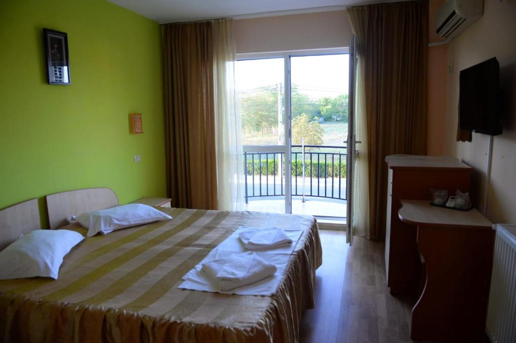 Двухместный (Двухместный номер Делюкс с 1 кроватью или 2 отдельными кроватями) отеля Hotel Principal, Костинешти