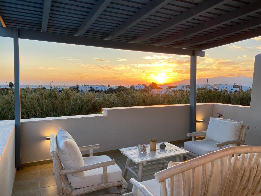 Вилла (Вилла с 3 спальнями), Seaside Naxos | Holiday Villas