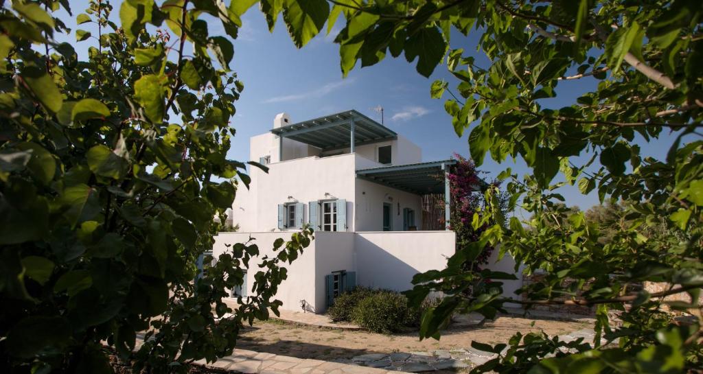 Вилла (Вилла с 3 спальнями), Seaside Naxos | Holiday Villas