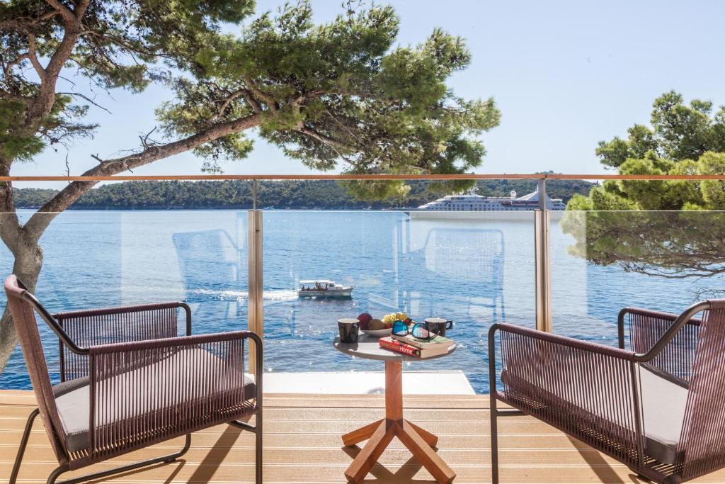 Двухместный (Двухместный номер Делюкс с 1 кроватью или 2 отдельными кроватями) отеля Villa Dubrovnik, Дубровник