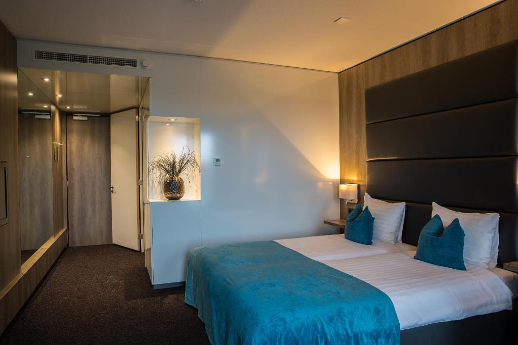 Двухместный (Двухместный номер «Комфорт» с 2 отдельными кроватями) отеля Van der Valk Hotel Hoorn, Амстердам