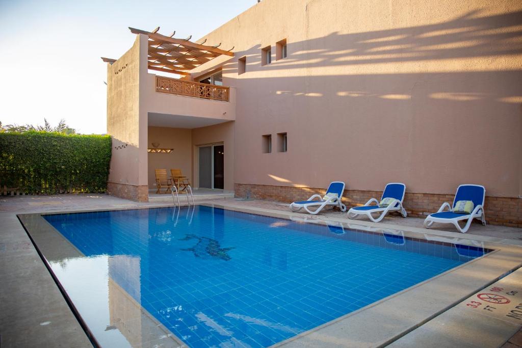 Вилла (Вилла с 3 спальнями и отдельным бассейном) курортного отеля Continental Hotel Hurghada, Хургада