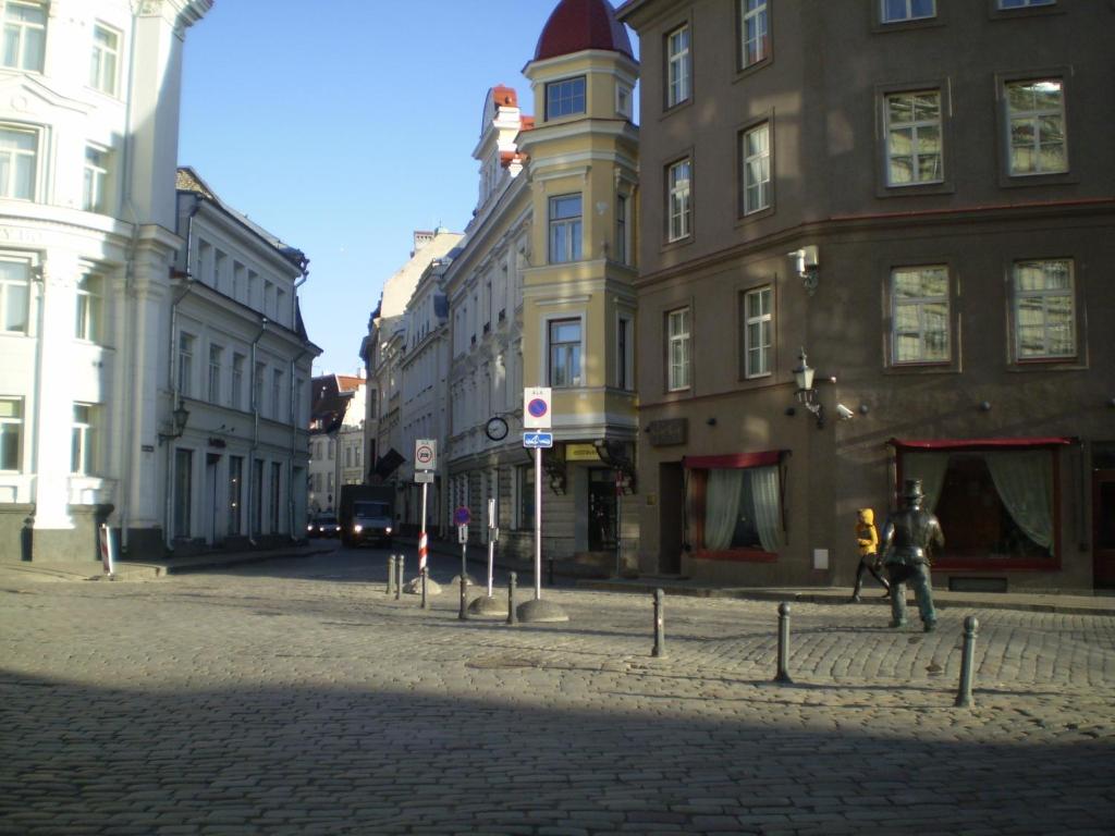 Сьюит (Люкс с 1 спальней и видом на город), Romeo Family Apartments