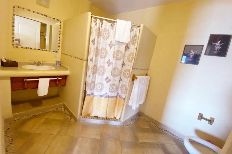 Сьюит (Люкс с гидромассажной ванной) апарт-отеля Bungalows La Madera, Сиуатанехо