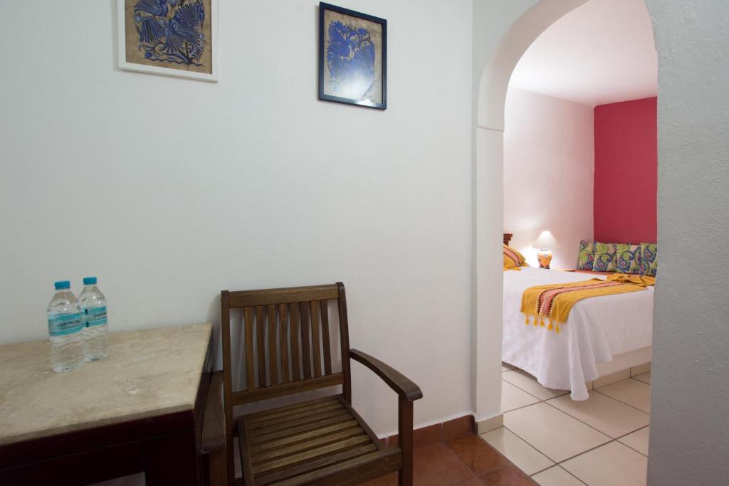 Двухместный (Двухместный номер с 1 двуспальной кроватью) отеля Hotel Meson de Mita, Пунта-де-Мита