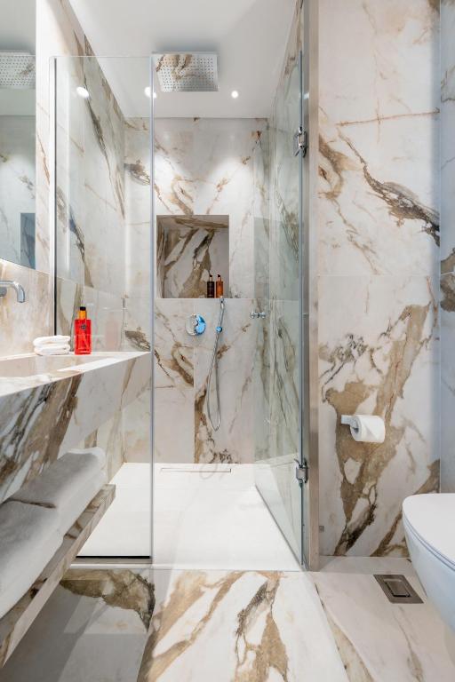 Апартаменты (Представительские апартаменты с 2 спальнями), City Lion