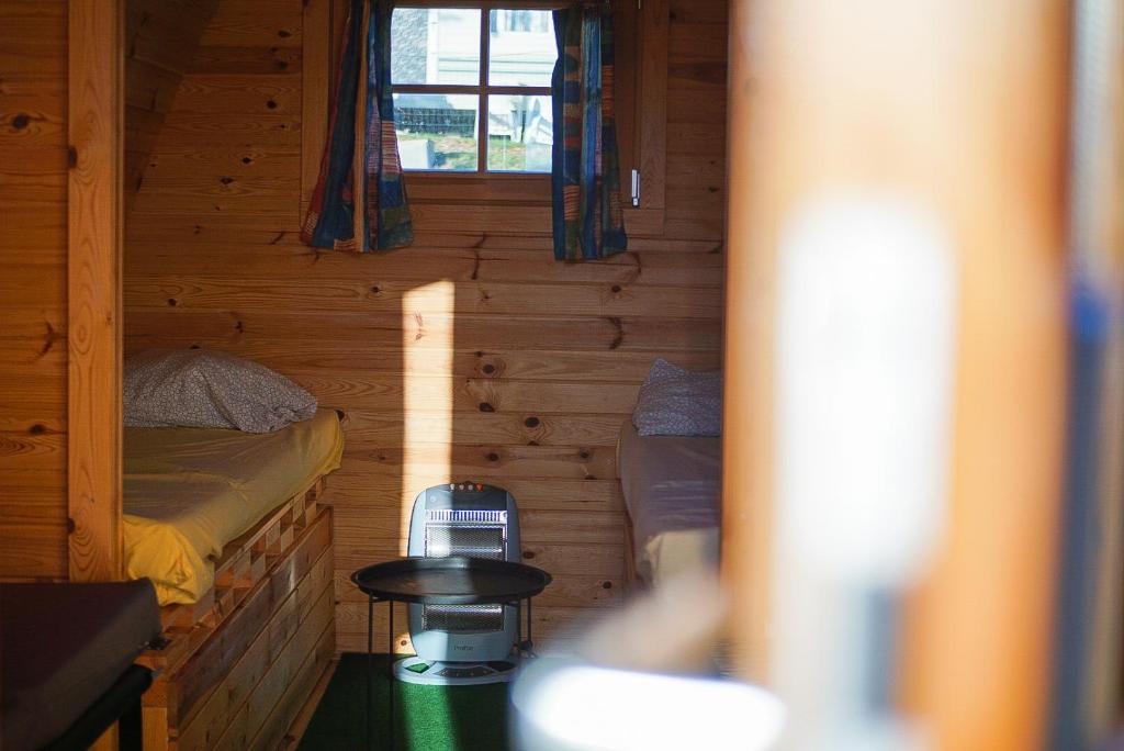 Номер (Деревянный шатер) кемпинга Camping Le pommier rustique, Намюр