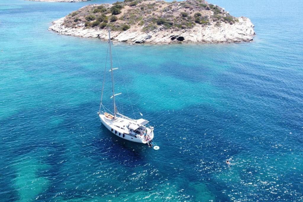 Номер (Дом для отпуска), Sailing Yacht by Owner Holidays to Greek islands