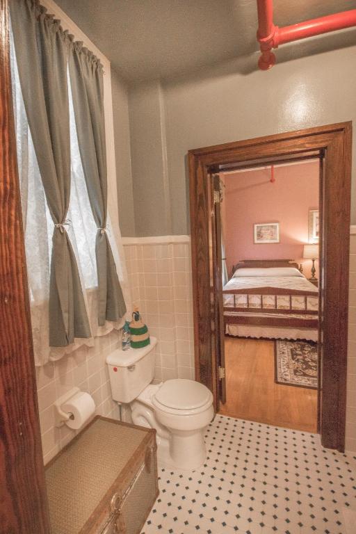 Семейный (Семейный суперлюкс), The Edgewater Hotel