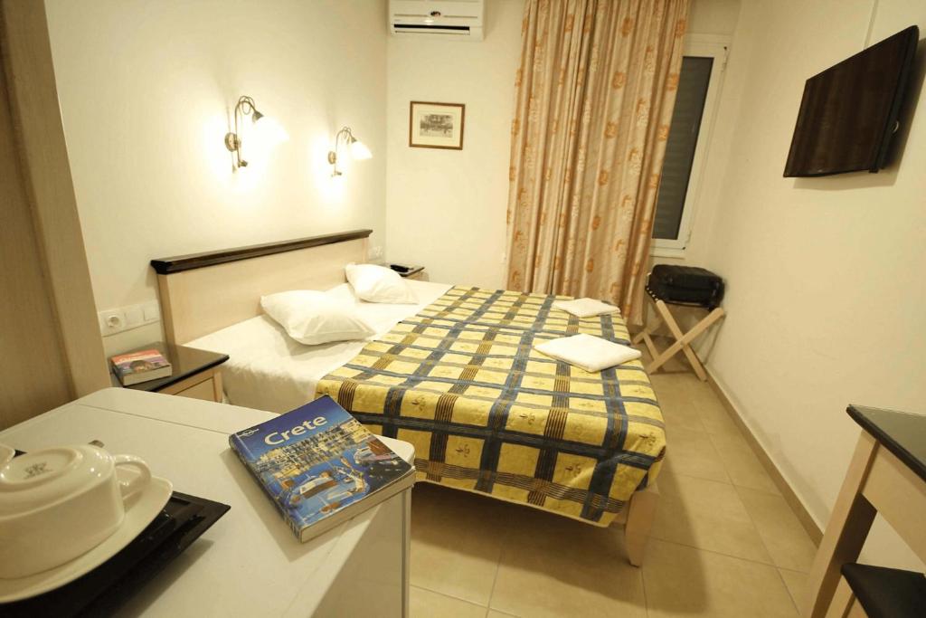 Двухместный (Двухместный номер эконом-класса с 1 кроватью) отеля Mirabello Hotel, Ираклион