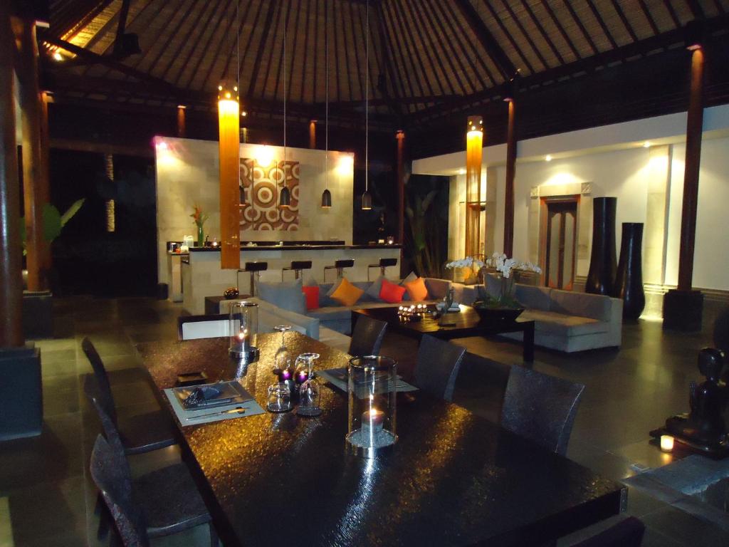 Вилла (Orchid Villa with Private Pool), Rouge - Private Villas Ubud