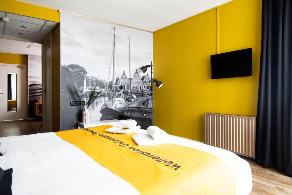 Двухместный (Улучшенный номер с видом на море) отеля Beach Hotel de Vigilante, Гронинген