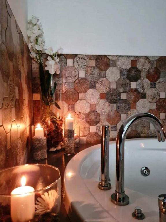 Сьюит (Суперлюкс с гидромассажной ванной) гостевого дома Etna Suite Group, Катания